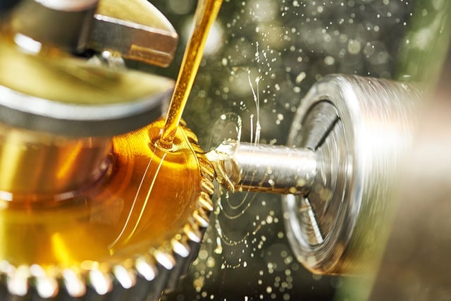Choosing the right industrial gear oil
